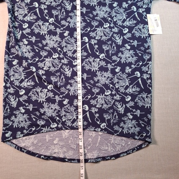 Lularoe Irma Tunic Medium - Picture 10 of 14